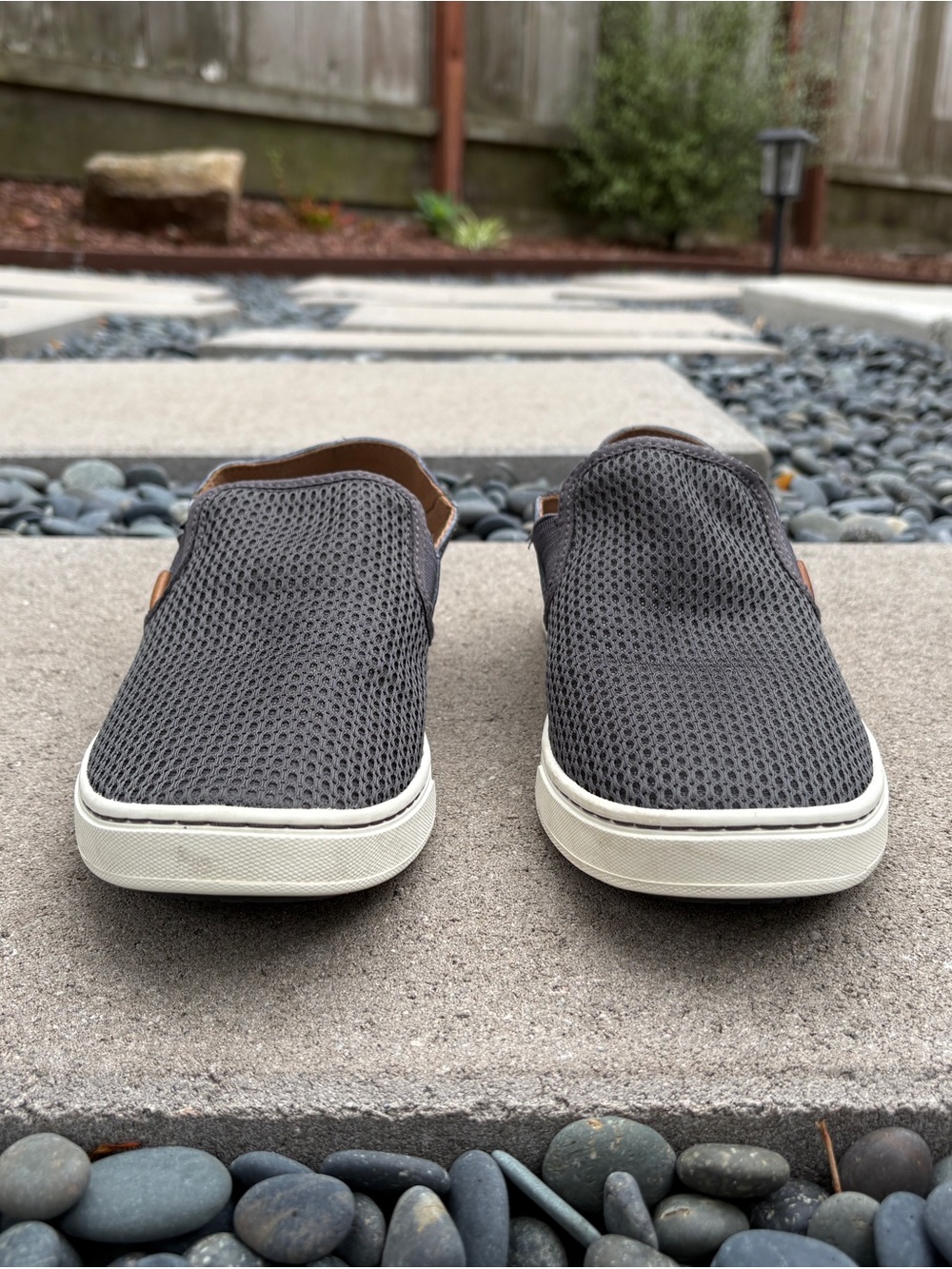 OluKai Pehuea Women’s Slip-On Sneakers – No Insoles